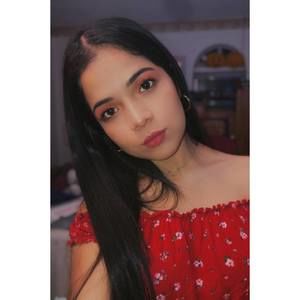 Meet your Posher, Luisa